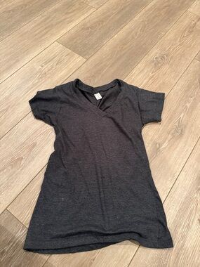 Banana Republic Charcoal Gray V-Neck Tee